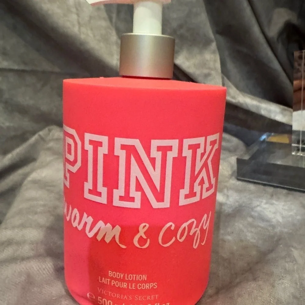 PINK Body Lotion Warm & Cozy‎ Victoria's Secret 16.9 Warm & Cozy